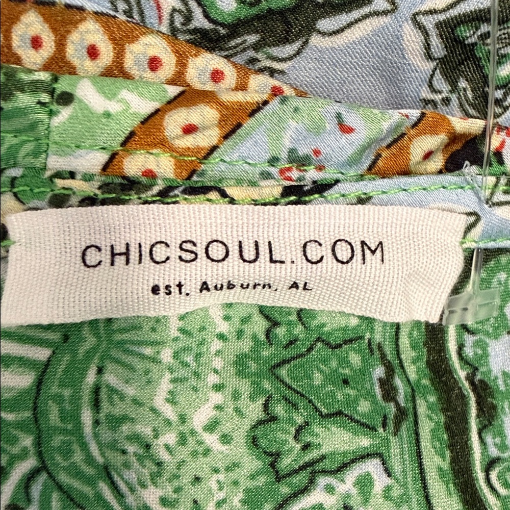 Chic Soul Green Paisley Balloon Sleeves Flowy Blouse SKU1473 - Picture 2 of 12